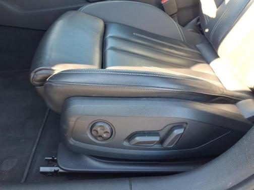 2024 Audi A4 45 S line Premium Plus