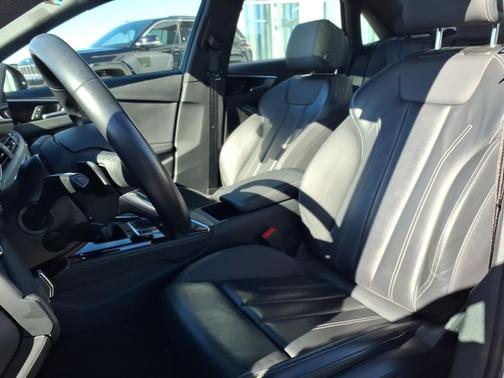 2024 Audi A4 45 S line Premium Plus