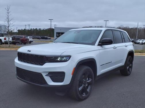 2025 Jeep Grand Cherokee Altitude