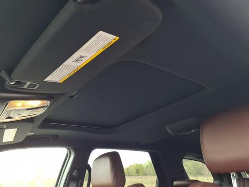 White Knuckle Clearcoat 2024 Dodge Durango GT Plus