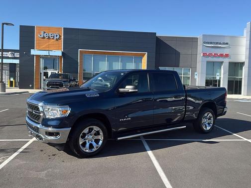 Patriot Blue Pearlcoat 2022 RAM 1500 Big Horn/Lone Star