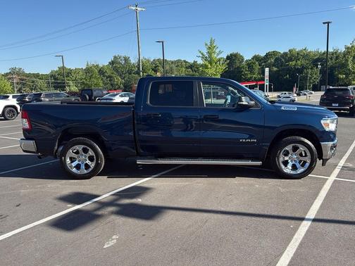 Patriot Blue Pearlcoat 2022 RAM 1500 Big Horn/Lone Star