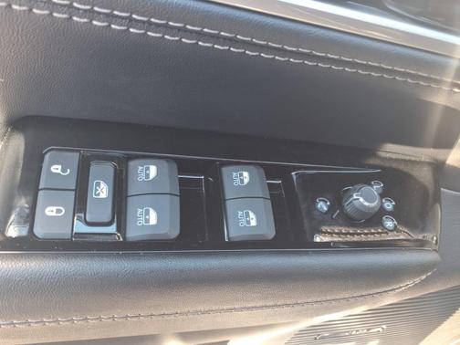 2025 Jeep Wagoneer 4x4