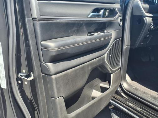 2025 Jeep Wagoneer 4x4