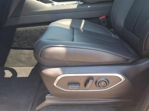 2025 Jeep Wagoneer 4x4