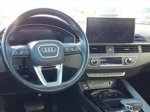 2024 Audi A4 45 S line Premium Plus