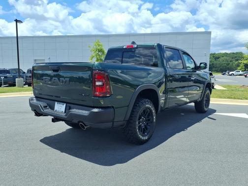 Serrano Green Metallic 2026 RAM 1500 Rebel
