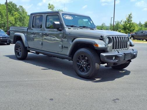 2022 Jeep Gladiator Sport S