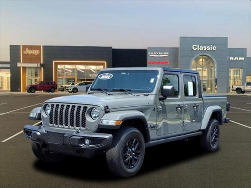 2022 Jeep Gladiator Sport S