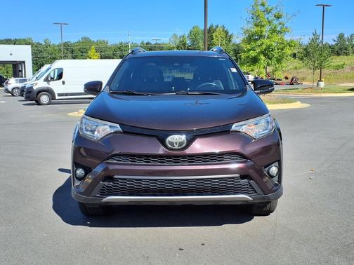 2017 Toyota RAV4 SE