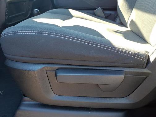 2023 RAM 2500 Tradesman Crew Cab 4x4 6'4' Box