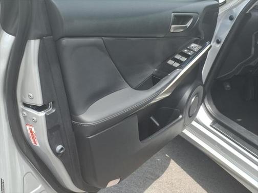 2018 Lexus IS 300 Base