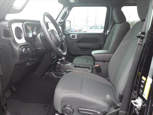 2025 Jeep Gladiator Nighthawk