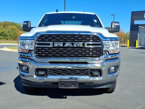 2024 RAM 3500 Big Horn Crew Cab 4x4 8' Box