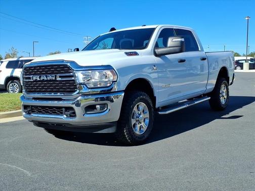 2024 RAM 2500 Big Horn Crew Cab 4x4 6'4' Box