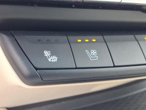 2025 Cadillac CT4 Premium Luxury RWD