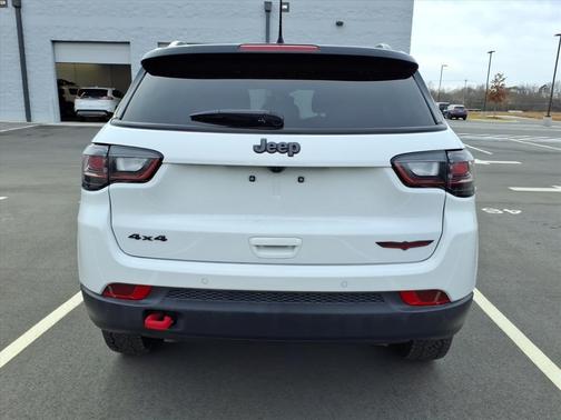 2024 Jeep Compass Trailhawk