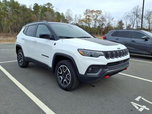 2024 Jeep Compass Trailhawk