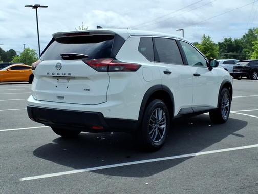 Glacier White 2025 Nissan Rogue S