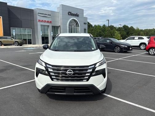 Glacier White 2025 Nissan Rogue S