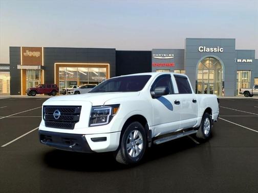 2022 Nissan Titan S