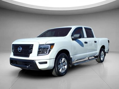 2022 Nissan Titan S