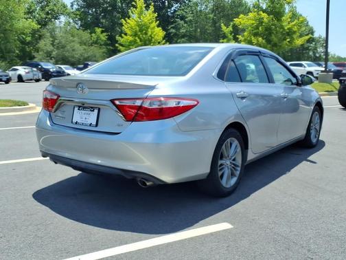 Celestial Silver Metallic 2017 Toyota Camry XSE