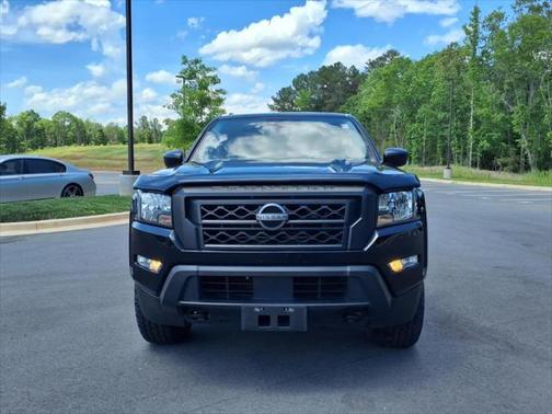 2022 Nissan Frontier S
