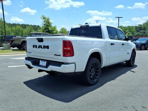 Ivory White Tri-Coat Pearlcoat 2026 RAM 1500 Limited