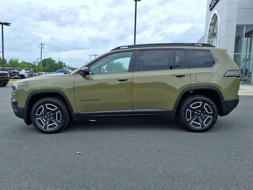 '41 2026 Jeep Cherokee Laredo 4x4