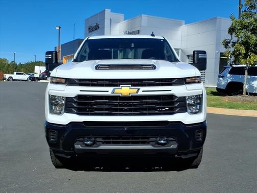 2024 Chevrolet Silverado 2500 Custom
