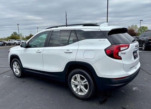 Summit White 2023 GMC Terrain SLE