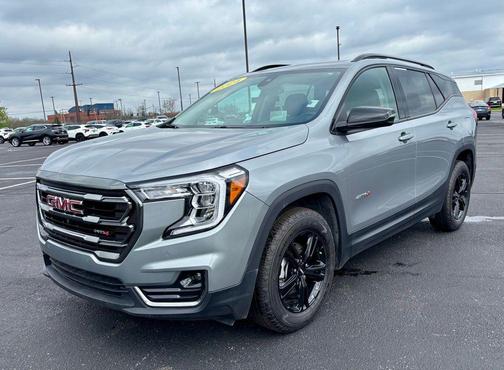 Sterling Metallic 2024 GMC Terrain AWD AT4