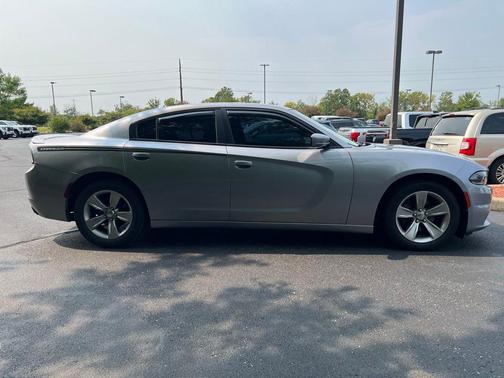 2015 Dodge Charger SE