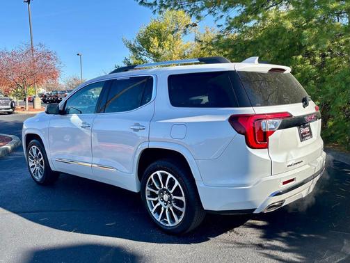 2021 GMC Acadia Denali