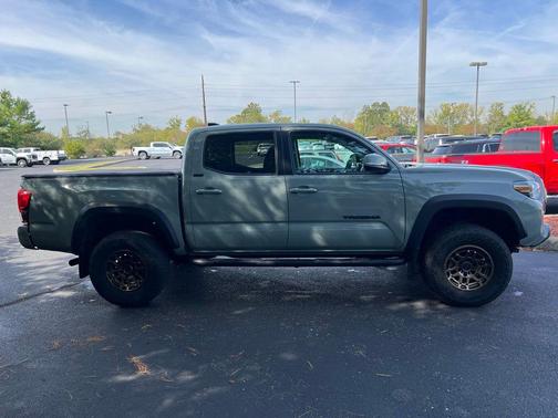 2023 Toyota Tacoma SR