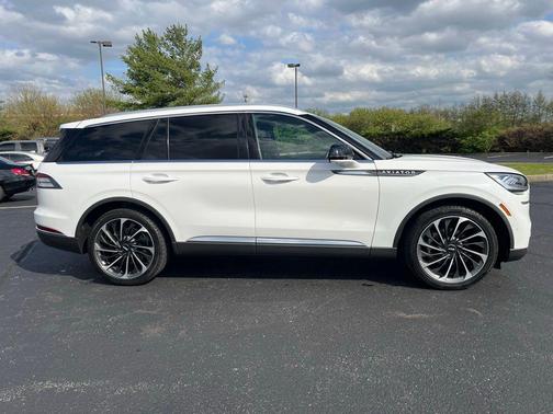 2023 Lincoln Aviator Reserve