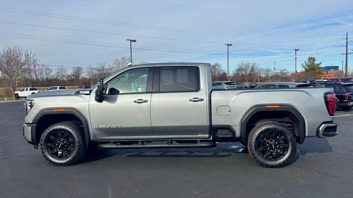 2025 GMC Sierra 2500 AT4