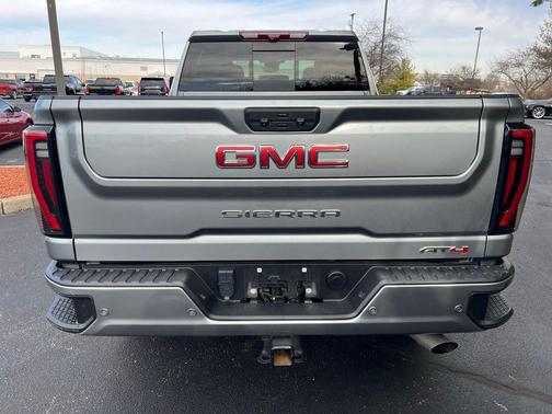 2025 GMC Sierra 2500 AT4