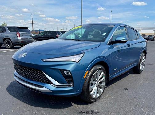 Ocean Blue Metallic 2025 Buick Envista Avenir FWD