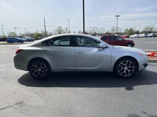 2017 Buick Regal Turbo Sport Touring