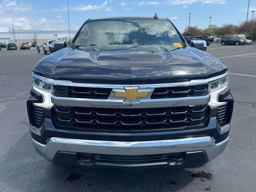 Dark Ash Metallic 2023 Chevrolet Silverado 1500 LT