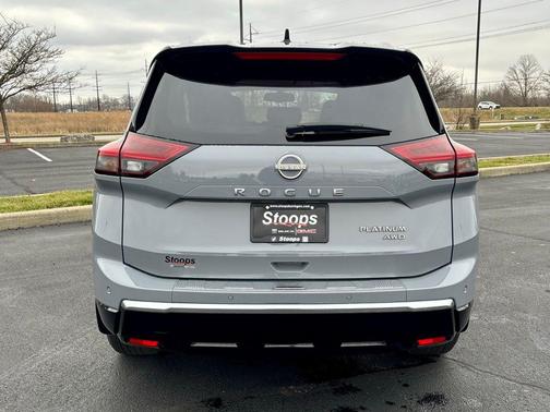2024 Nissan Rogue Platinum