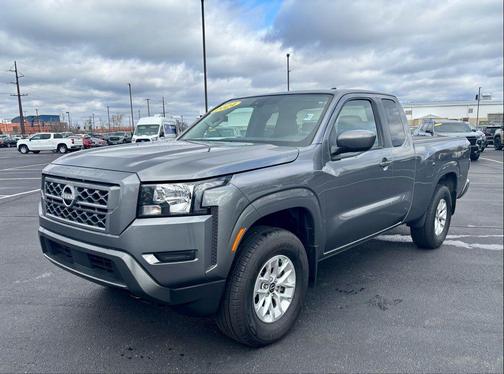 2024 Nissan Frontier SV