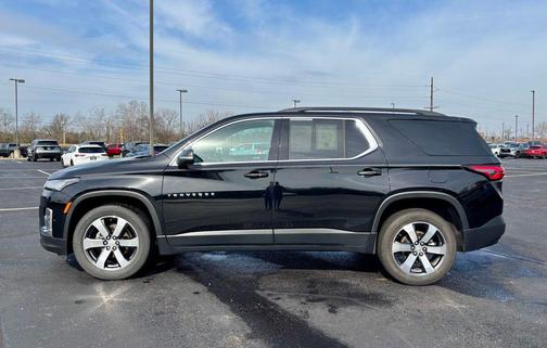 2023 Chevrolet Traverse LT Leather