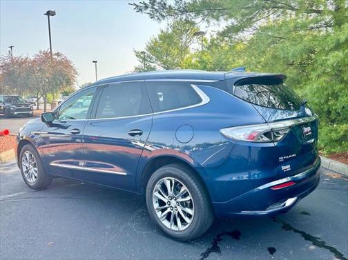 2022 Buick Enclave AWD Avenir