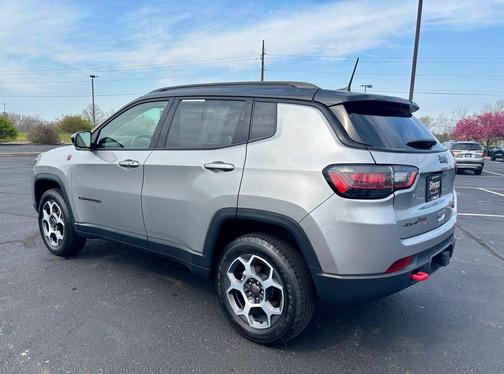 Billet Silver Metallic Clearcoat 2022 Jeep Compass Trailhawk