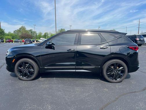Black 2022 Chevrolet Blazer RS