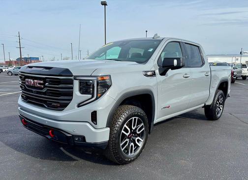 2025 GMC Sierra 1500 AT4