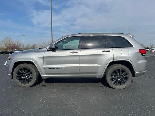 2018 Jeep Grand Cherokee Altitude